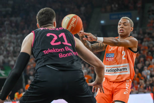 这一表现不 这一表现不