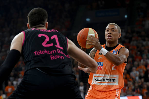 与战术灵活 与战术灵活