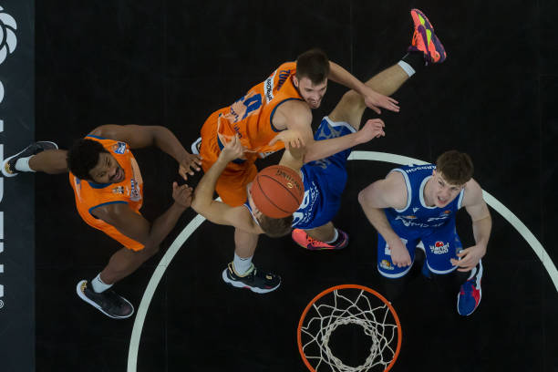 未能登顶职 未能登顶职